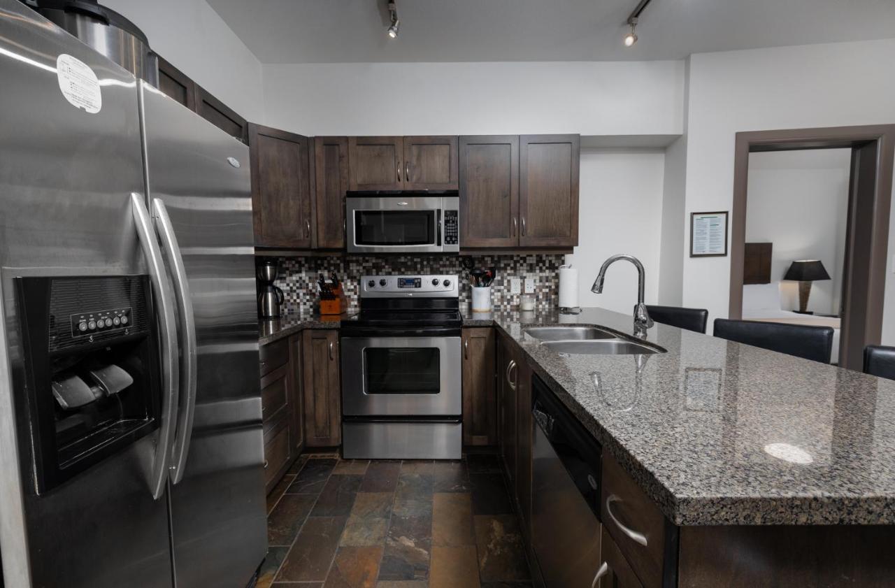 Upgraded Lakeside Resort Dream Vacation Home Kelowna Dış mekan fotoğraf