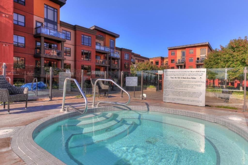 Upgraded Lakeside Resort Dream Vacation Home Kelowna Dış mekan fotoğraf